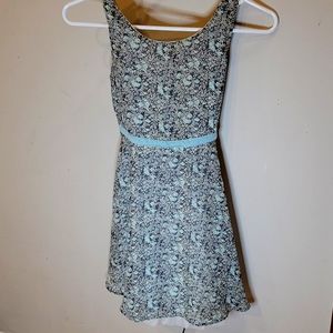 GIRLS DRESS, size 8, with linking,  bow and ribbon in the back